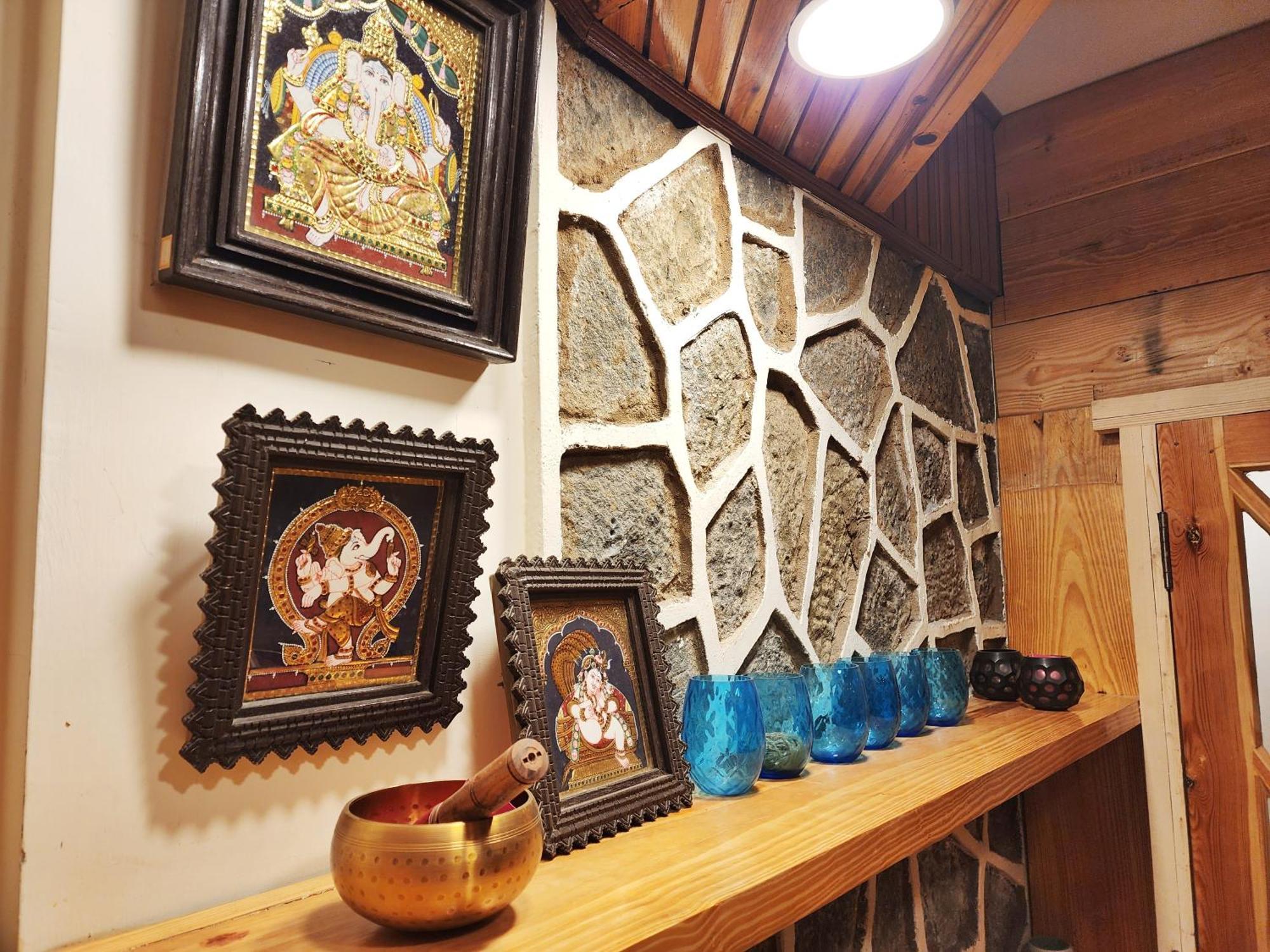 Hotel Pineview ชิมลา ภายนอก รูปภาพ