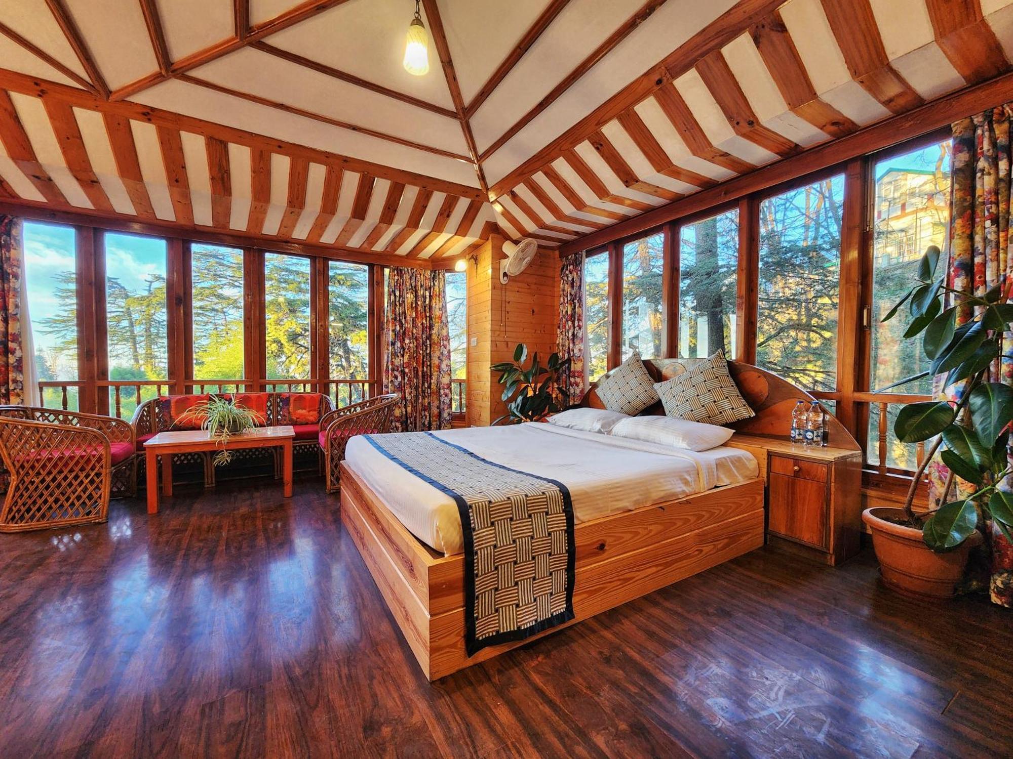Hotel Pineview ชิมลา ภายนอก รูปภาพ